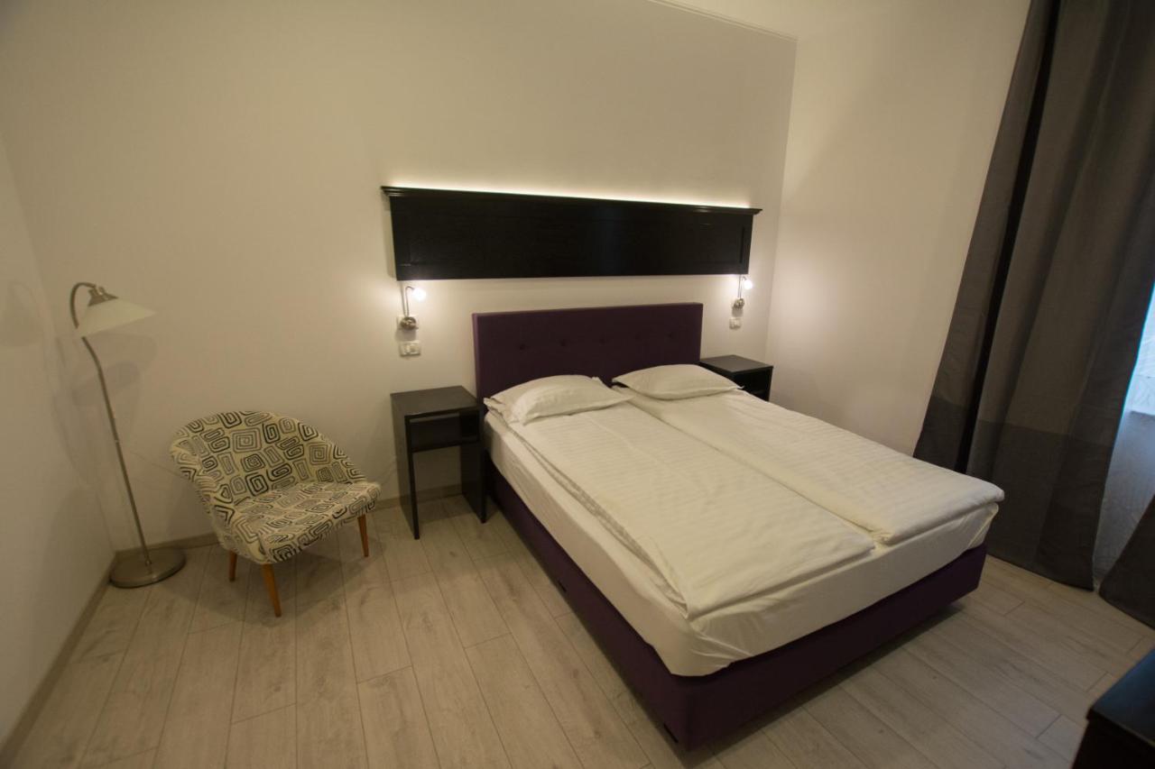 Casa Branga Bed and Breakfast Deva Buitenkant foto
